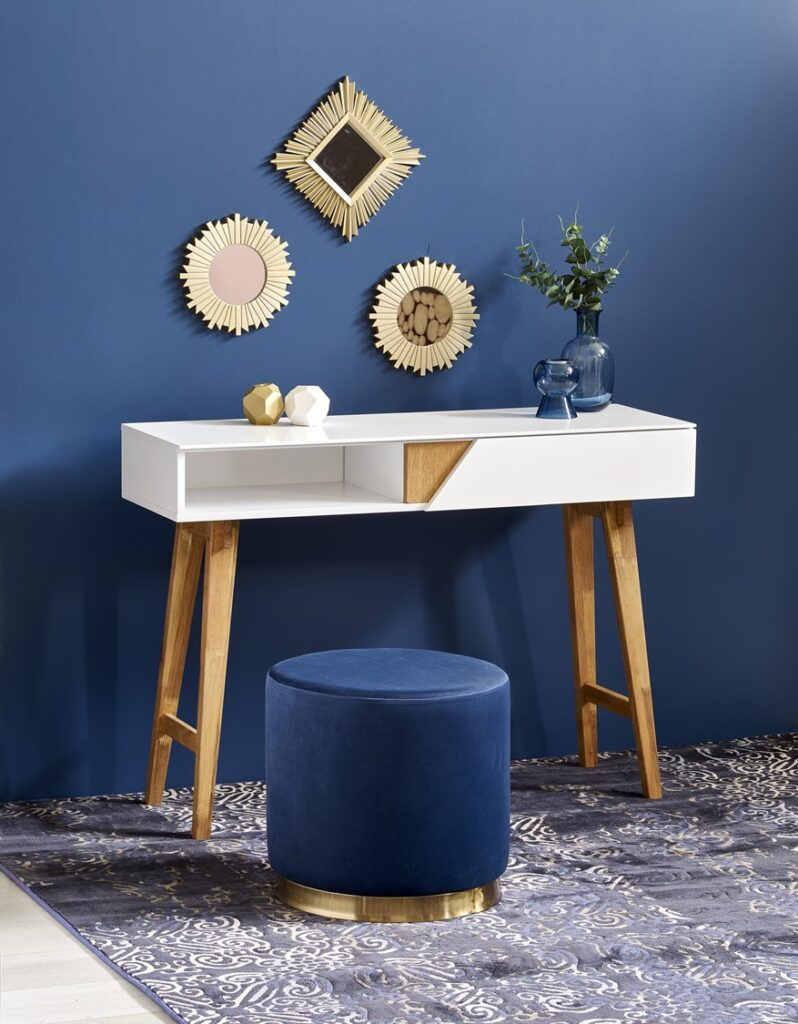 Toaletka do sypialni - eleganckie i praktyczne rozwiązanie